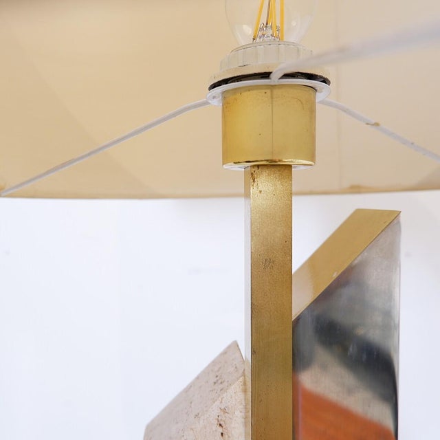 Tall Skyscaper Table Lamp in Travertine, Chrome and Brass by Sciolari, 1970s For Sale - Image 10 of 15