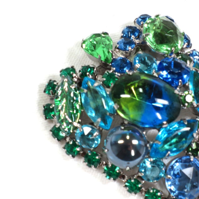 Vintage Art Glass Crystal Heart Brooch 1950s For Sale In Orlando - Image 6 of 10