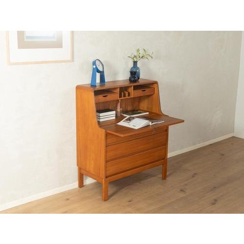 Model 88 Bureau by Arne Wahl Iversen for Vinde Møbelfabrik For Sale - Image 13 of 13