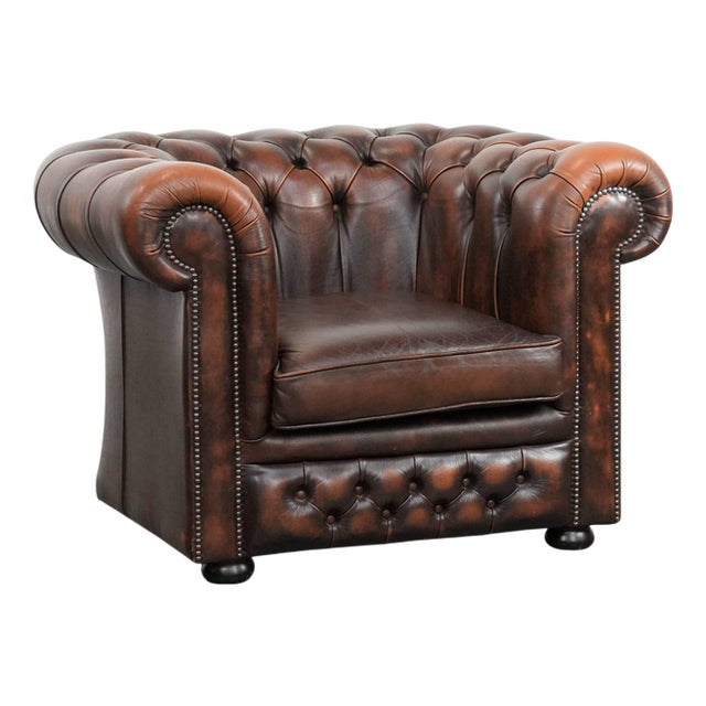 English Style Brown Cowhide Chesterfield Armchair For Sale