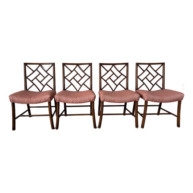 1960s English Georgian Chinese Chippendale Style Mahogany Cockpen Dining Chairs – Set of 4 For Sale