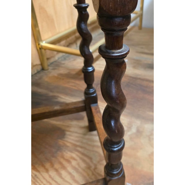 Late 17th Century English Oak Side Table With Spiral-Turned Legs and Scalloped Frieze, Circa 1680–1700 For Sale - Image 12 of 18