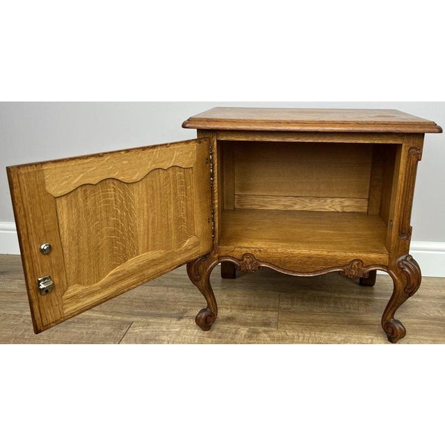 Vintage French Louis Style Oak Bedside Tables, Set of 2 For Sale - Image 10 of 11