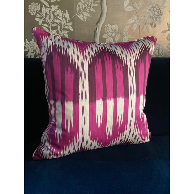 Pair of 20" Custom Pillows in Schumacher Bukhara Ikat Fuchsia, Pattern 176082 For Sale In Richmond - Image 6 of 18