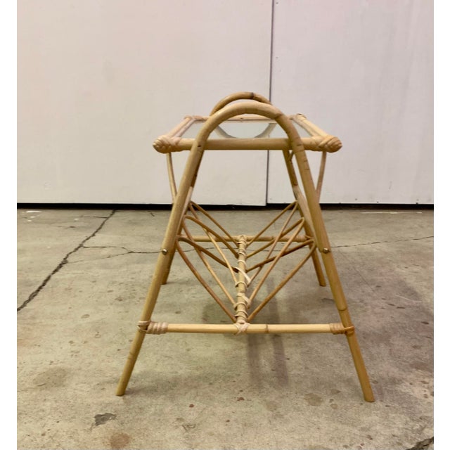 Italian Midcentury Rattan & Bamboo Side Table / Magazine Rack, 1950/60s For Sale - Image 9 of 12