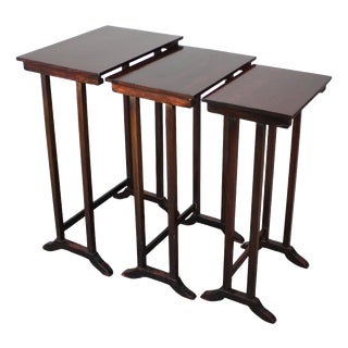 Art Deco Nesting Tables in Mahogany Veneer, Former Czechoslovakia, 1930s, Set of 3 For Sale