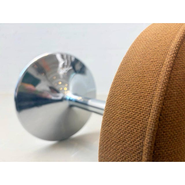 Metal Vintage Tulip Stool in Beige by Vitra, 1970s For Sale - Image 7 of 16