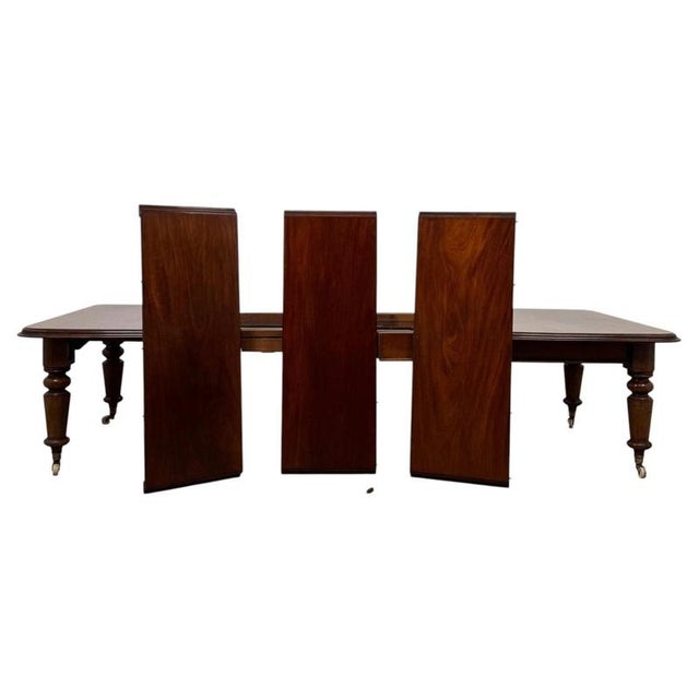 19th Century Victorian English Extending Mahogany Dining Table For Sale - Image 3 of 10
