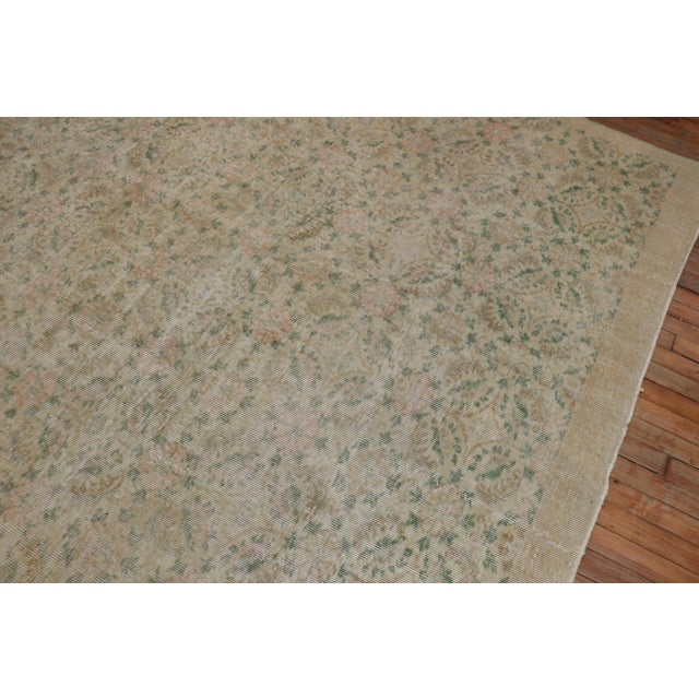 Mid 20th Century Vintage Turkish Worn Rug, 6'10'' X 10'4'' For Sale - Image 4 of 13