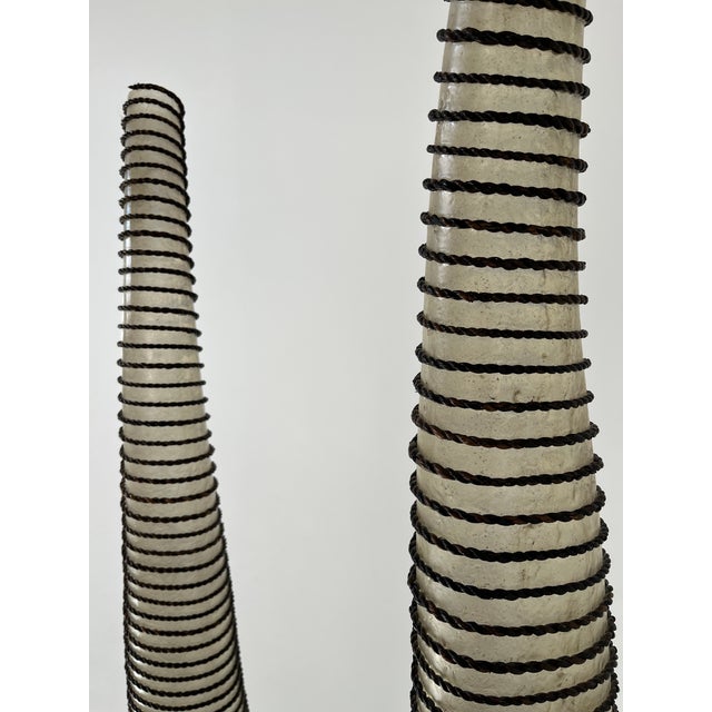 80s Pair of Vintage Post Modern Turkish Fiberglass and Rope Abstract Sculptural Floor Lamps - Set of 2 For Sale - Image 6 of 7