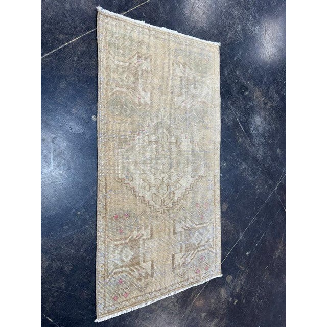 Turkish Yastik Rug 1'7" x 2'11" For Sale In Houston - Image 6 of 6