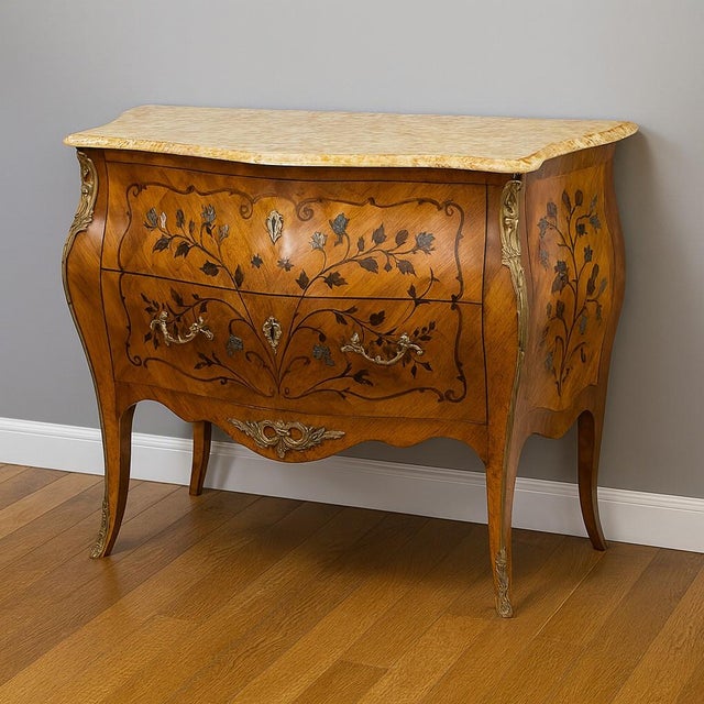 Louis XvV Style Curved Lady's Commode in Marquetry, 1920s For Sale - Image 6 of 6