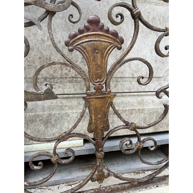 Pair of 17th/18th Century Forged Iron Low Gates From Haute-Savoie, France For Sale - Image 4 of 18
