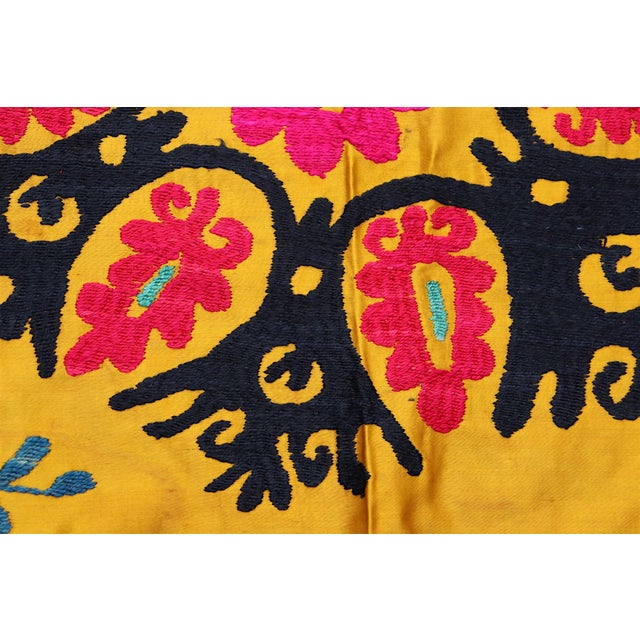 Vintage Hand Embroidered Suzani Wall Hanging, 1920s For Sale - Image 9 of 18