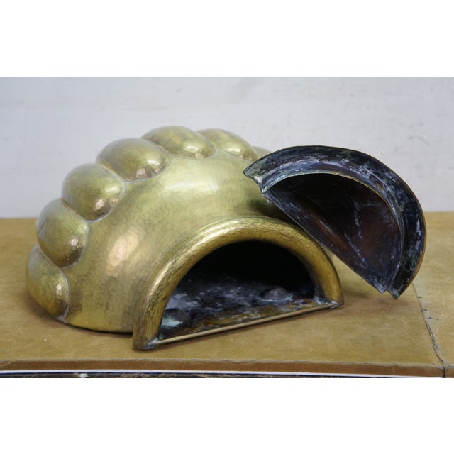 Antique Italian Hammered Ribbed Brass Lavabo Water Fountain Cistern & Basin For Sale - Image 10 of 18