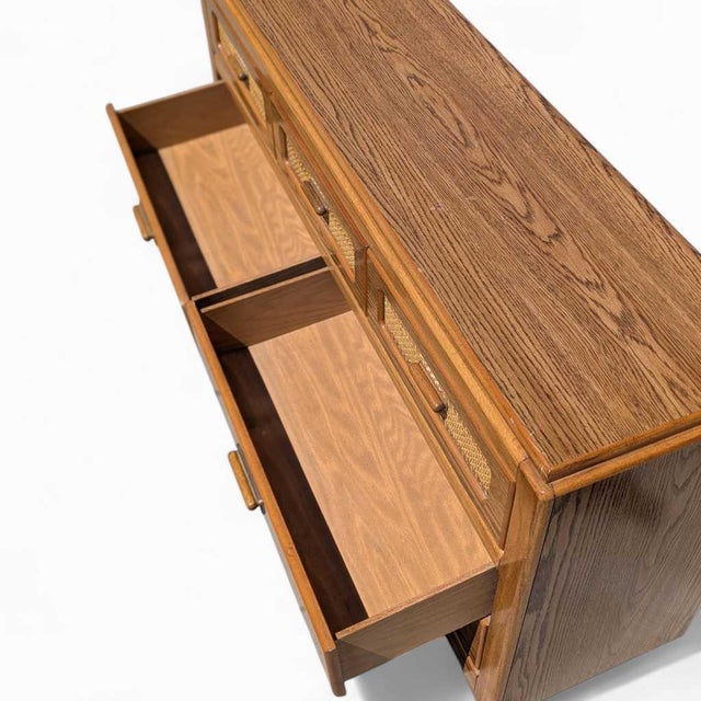 1980s Postmodern Faux-Oak Laminate Six-Drawer Dresser For Sale - Image 4 of 18