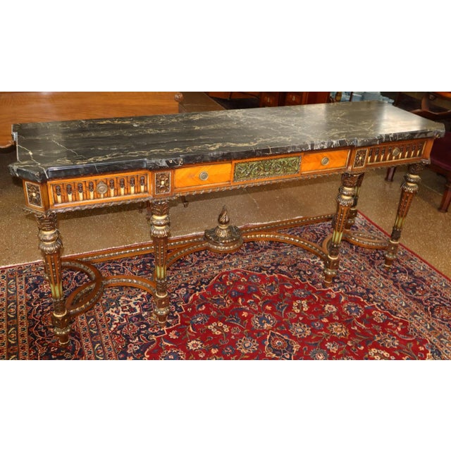 French 1920s French Louis XVI Style Marble Top Inlaid Satinwood & Walnut Buffet Sideboard For Sale - Image 3 of 18