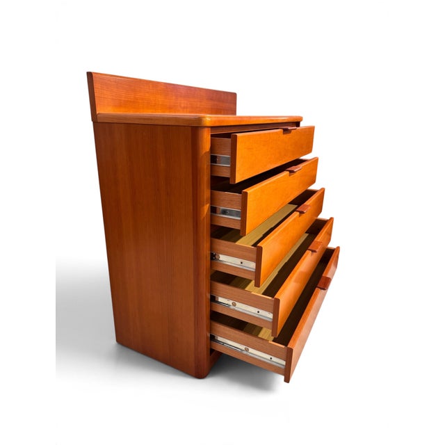 Postmodern Vintage Chest of Drawers in Cherry from Hülsta, 1980 For Sale - Image 3 of 10