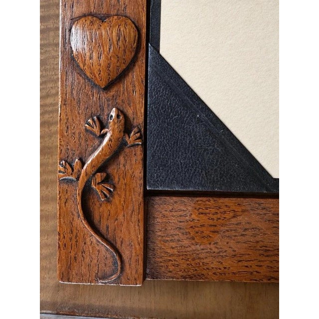 Lizardman Carved Oak Desk Blotter by Martin Dutton for the Variety Club, Leeds, 1960s For Sale - Image 3 of 7