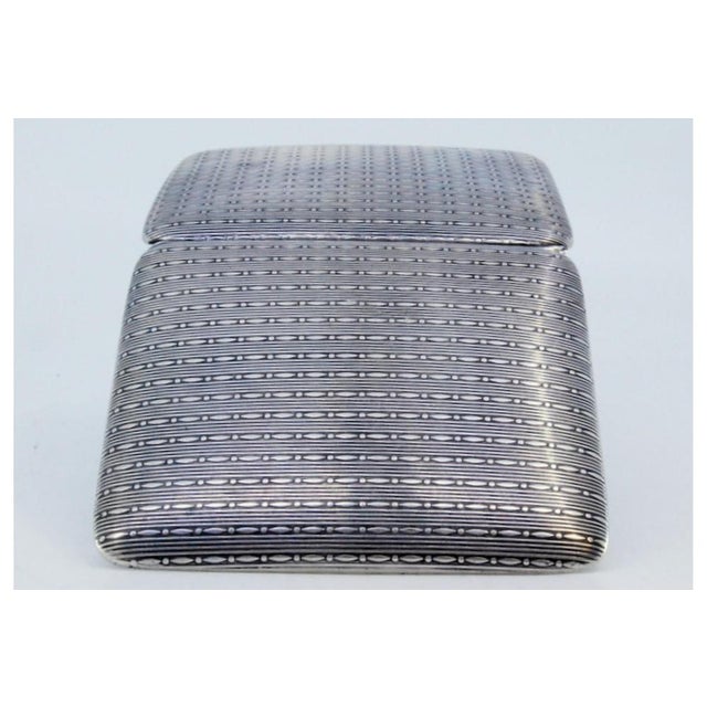 Silver Cigarette Case with Square-Shaped Chiseled Reliefs and Hinged Lid For Sale - Image 5 of 10