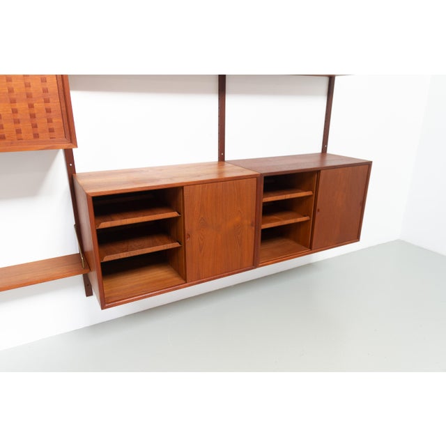 Wood Danish Modern 3-Bay Modular Teak Wall Unit by Poul Cadovius for Cado, 1960s. For Sale - Image 7 of 18