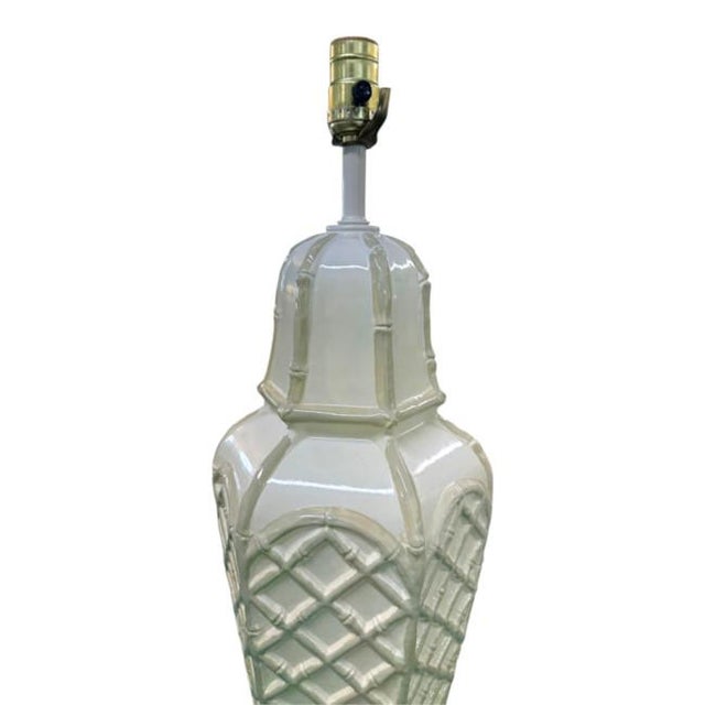 Ivory Vintage Faux Bamboo Palm Beach Regency Glazed Ceramic Lamps – Pair For Sale - Image 8 of 9