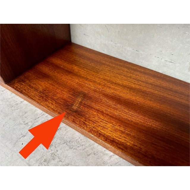 Wood Mid-Century Modern Wall Unit in Teak, 1950s For Sale - Image 7 of 9