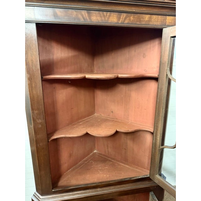 Early 20th Century Mahogany Chippendale Style Bench Made 2 Part Corner Cupboard For Sale In Boston - Image 6 of 9