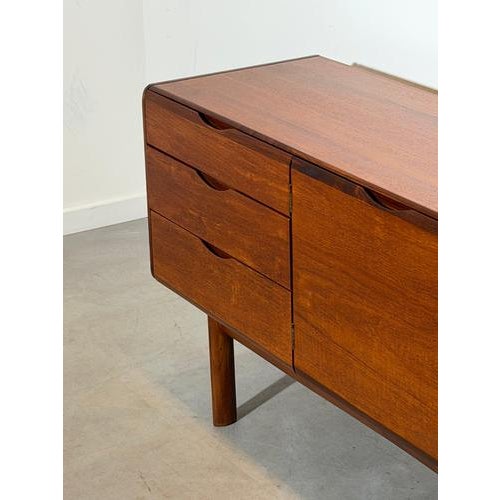 G-Plan Teak Sideboard Mid-Century Modern British Design For Sale - Image 4 of 10