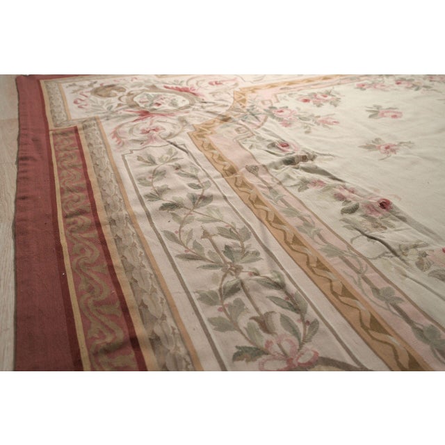 Ivory 12x16 Vintage Aubusson Flat Weave Wool Rug, Louis Philippe Rose Wreath For Sale - Image 8 of 12