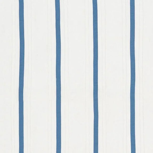 A linen casement dressed up with cotton tape and delicate pin tucks, this lovely sheer has a tailored-but laid-back-look....