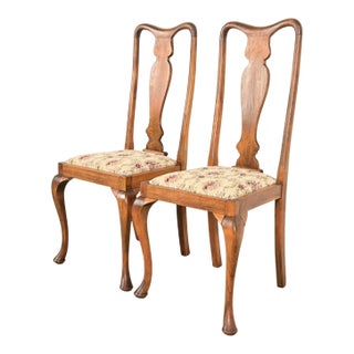 Baker Furniture Style Queen Anne Solid Oak Side Chairs or Dining Chairs, Pair For Sale
