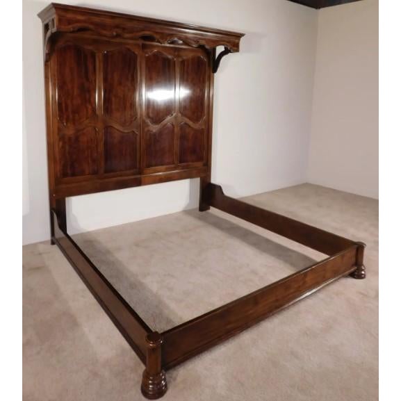 HENREDON Standard King-size Villandry French Half-Tester Flame Walnut Bedframe Dimensions - 85ʺW × 85ʺL × 86ʺH Comes in 5...