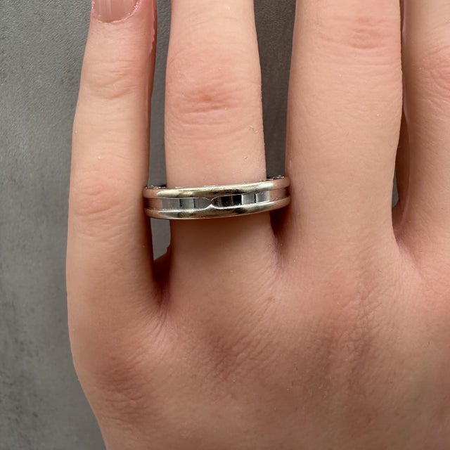 Early 21st Century Designer Bvlgari Bzero1 One Band Ring 18kt White Gold Size 9 For Sale - Image 5 of 7