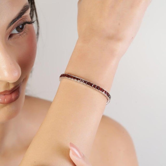 Red Princess Cut Garnet Gemstone Silver Tennis Bracelet- 7.25 Inches For Sale - Image 8 of 11