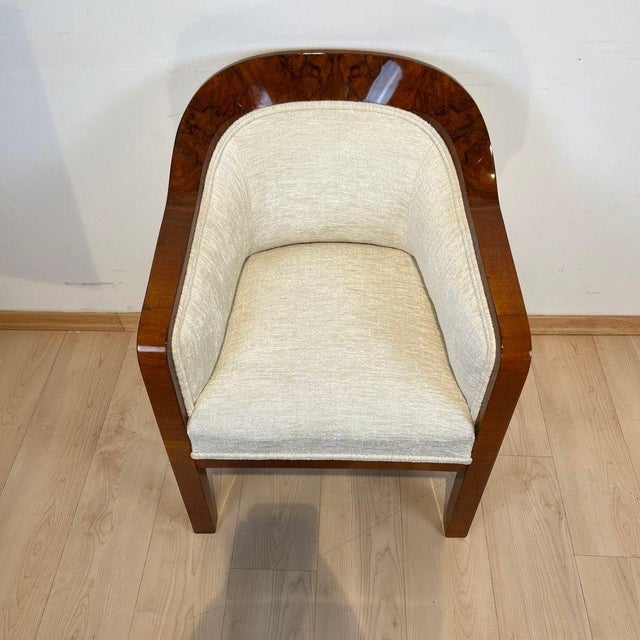 Biedermeier Bergege Chair in Walnut & Creme Velvet, Austria, 1840s For Sale - Image 4 of 18