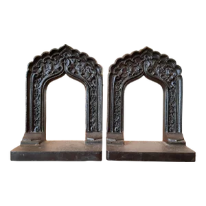 Bradley Hubbard Cast Iron Moorish Arch Floral Bookends