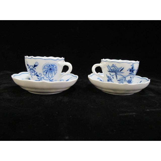Meissen Porcelain Meissen Porcelain Blue Onion Demitasse Coffee Cup & Saucer Set of 8 For Sale - Image 4 of 11