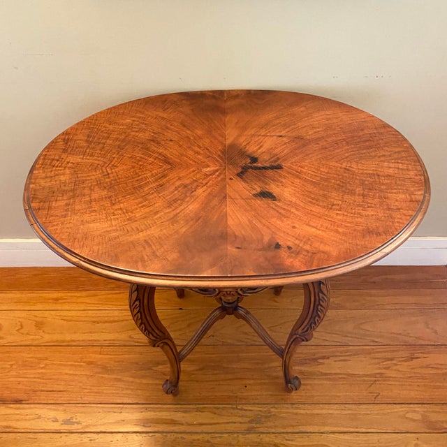 French Style Rococo Revival Walnut Side Table For Sale In Sacramento - Image 6 of 17