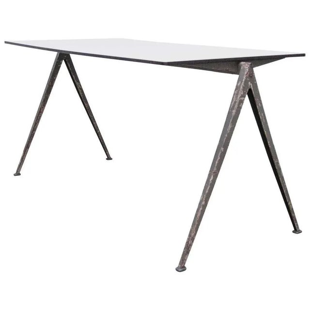 Pyramid Table attributed to Wim Rietveld for Ahrend De Cirkel, 1960s For Sale - Image 9 of 10