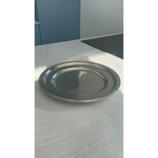 Silver Round Stainless Steel Serving Tray by Guy Degrenne, 1980s For Sale - Image 8 of 8
