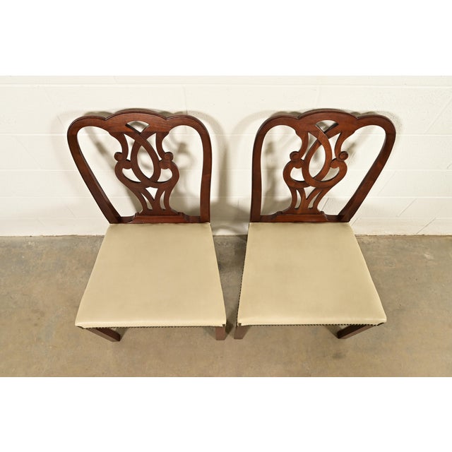 1980s Baker Furniture Georgian Carved Mahogany Side Chairs or Dining Chairs, Pair For Sale - Image 5 of 14