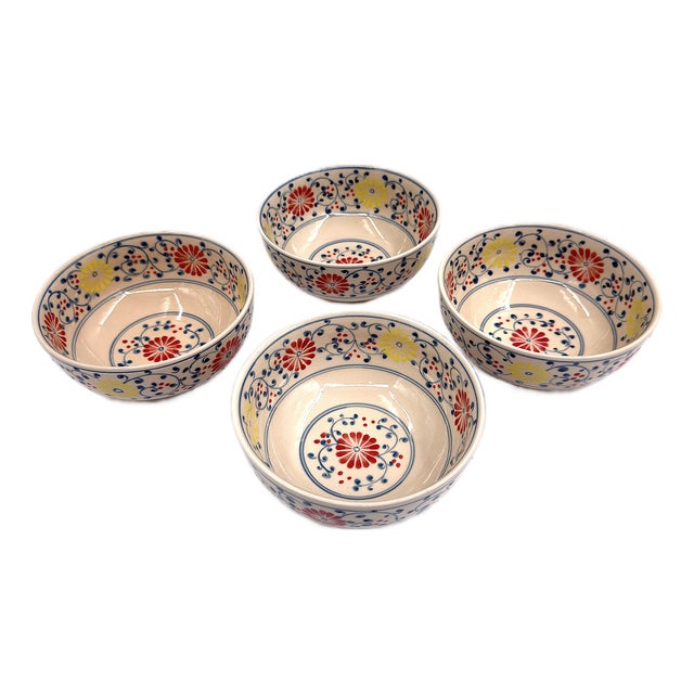Set of 4 Hand-Painted Bat Trang Vietnamese Ceramic Soup Bowls With Floral Motifs For Sale