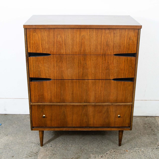 1960s 1960s Mid Century Modern Dresser Highboy Dresser Chest Drawers 4 Drawers Walnut MCM For Sale - Image 5 of 12