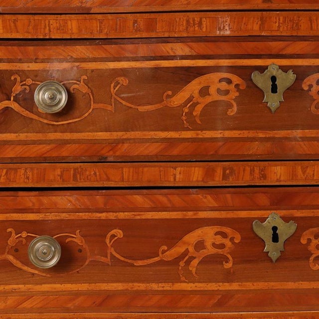 Brown 18th Century Baroque Walnut Chest of Drawers For Sale - Image 8 of 13