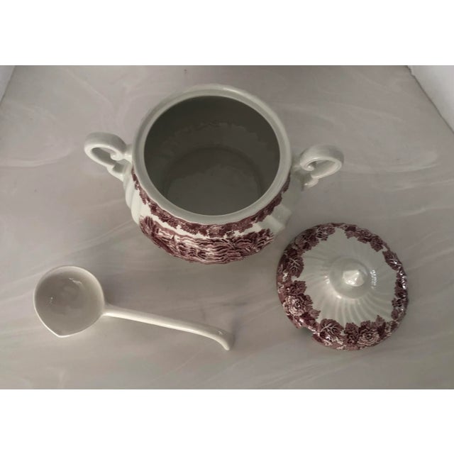1950s Vintage Red & White Transfer Ware Soup Tureen For Sale - Image 5 of 10
