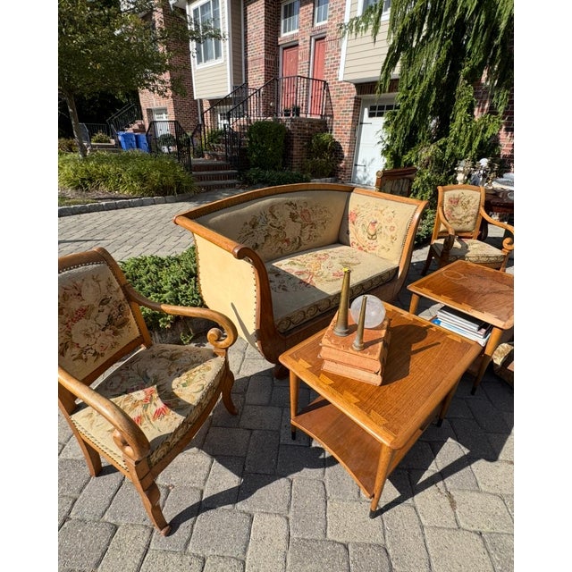 * Part of a Suite of 4 Pieces! Early 19th Century Classic Charles X French Biedermeier Settee With Needlepoint Upholstery For Sale In New York - Image 6 of 11