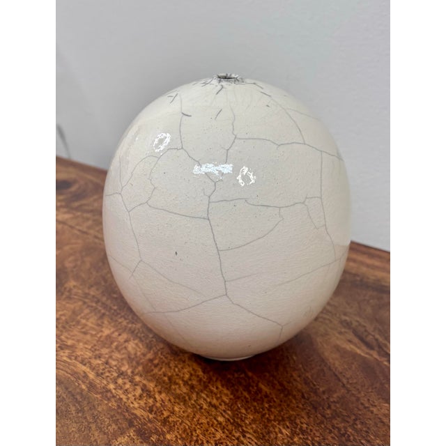 2006 American Raku Studio Pottery Sculptural White Bud Vase by Andy Smith For Sale - Image 4 of 10