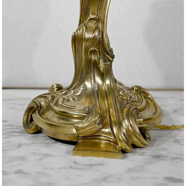Late 19th Century Art Nouveau Gilded Bronze Lamp For Sale - Image 9 of 17