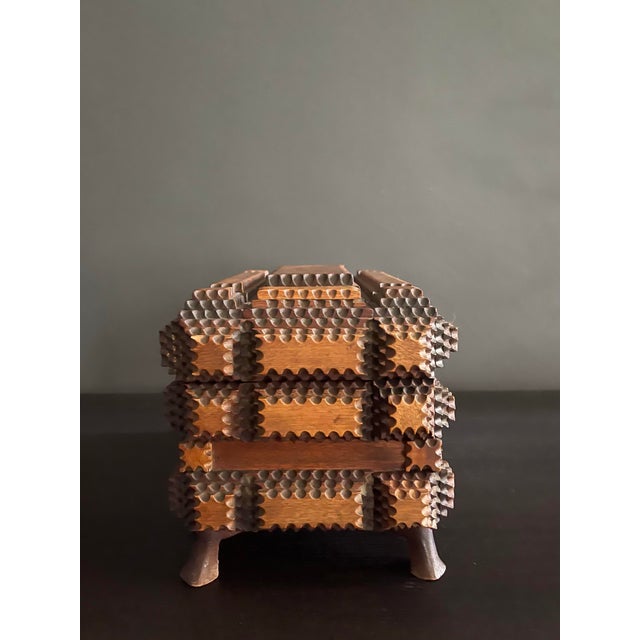 Early 20th Century Early 20th Century Tramp Art Jewelry Box With Mirrored Lid For Sale - Image 5 of 11